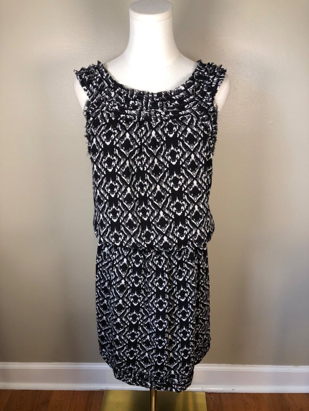 Max Studio Sleeveless Black White Geometric Blouson Sheath Dress Size M